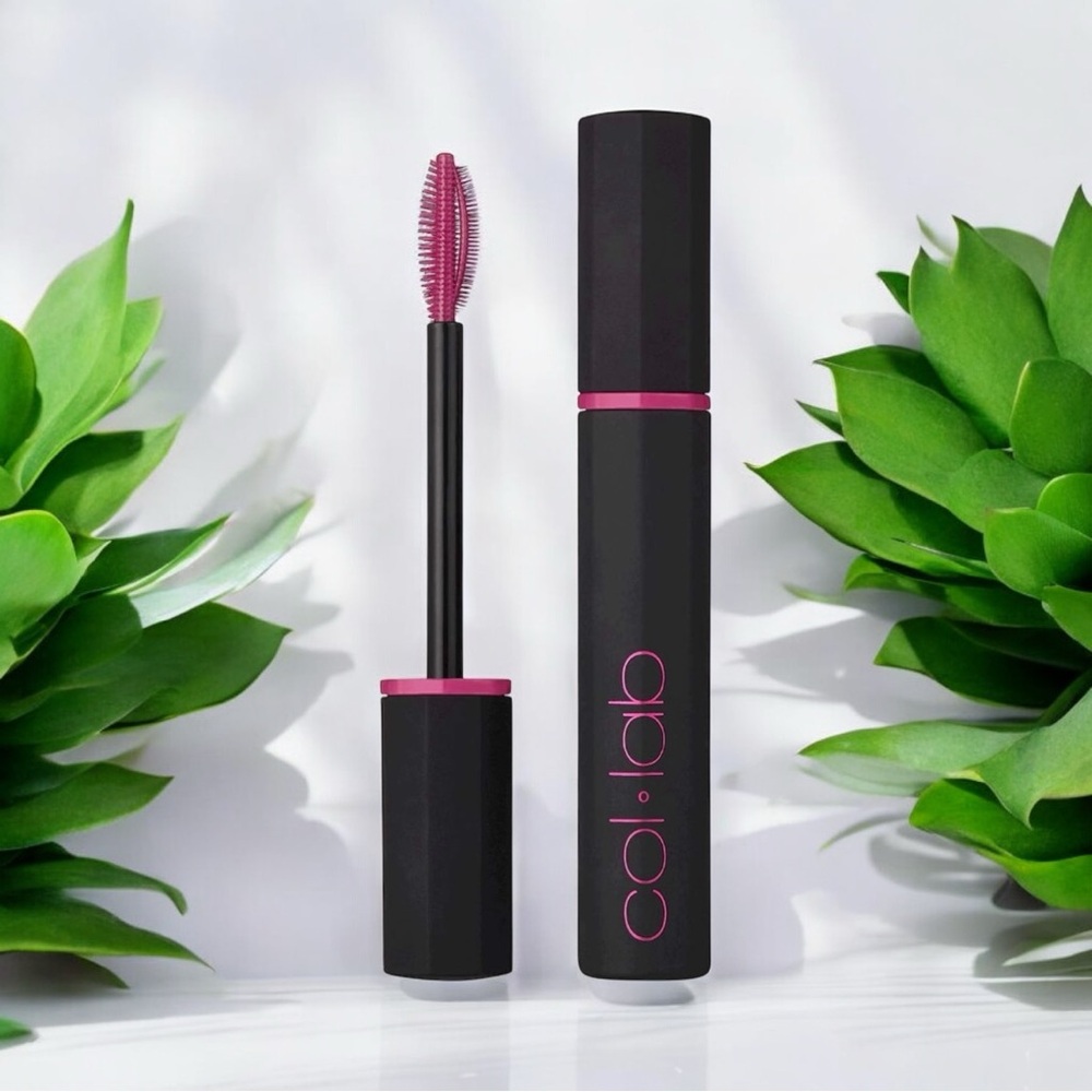 COL-LAB The Works Wow Effect Mascara-  Black Brown